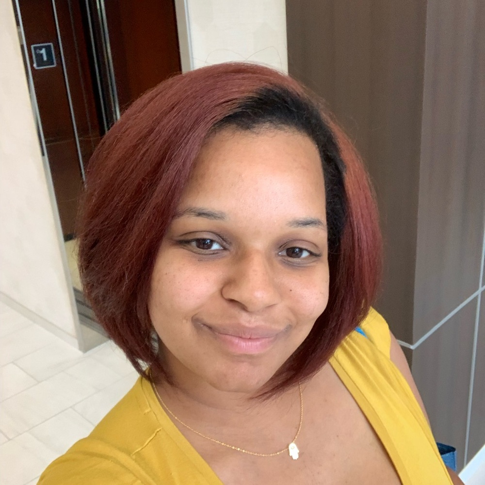 Meet your Posher, Dorcas